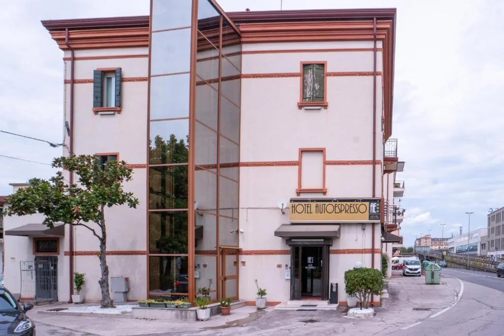 Hotel Autoespresso Venice – Atika & Atif — foto 7