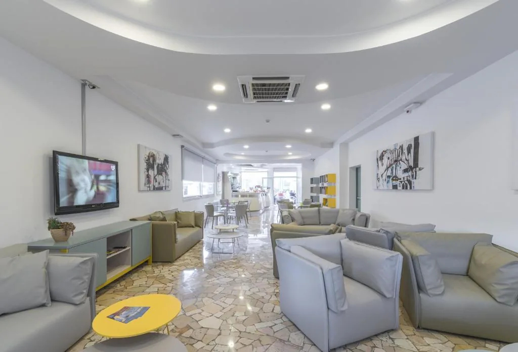 Hotel Bristol