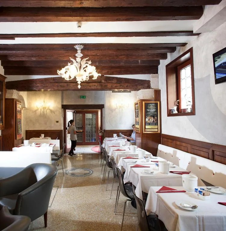 Hotel Ca’ D’Oro – WENICE Deep Culture