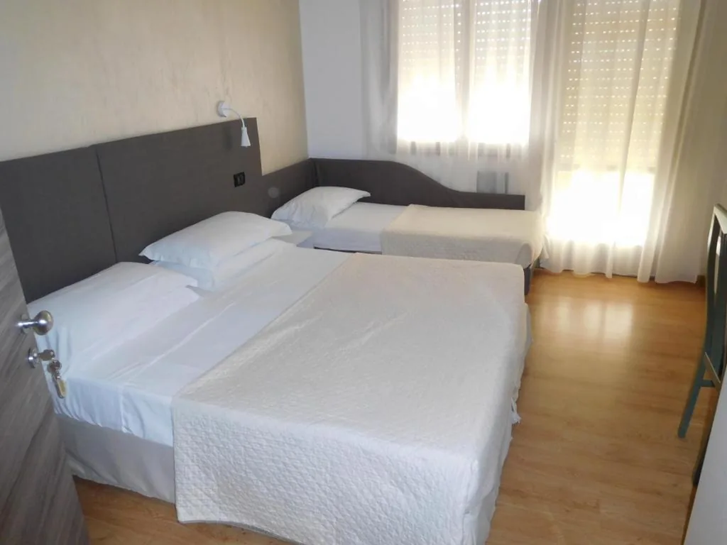 Hotel Emperador — foto 7