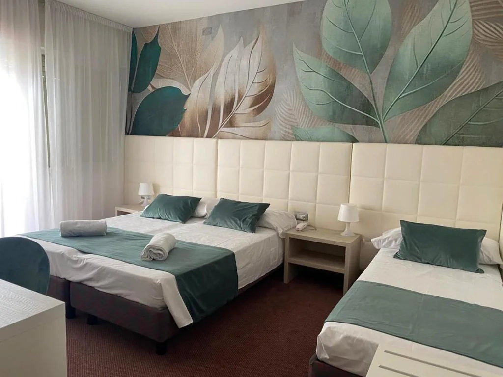 Hotel Eros