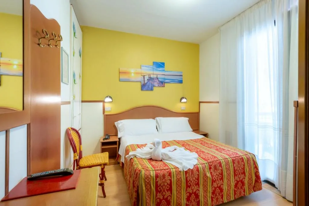 Hotel Harry’s