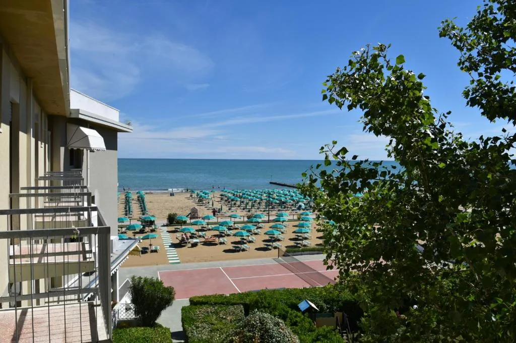 Hotel Janeiro Frontemare