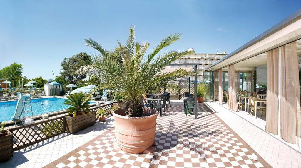 Hotel La Brezza frontemare — foto 4