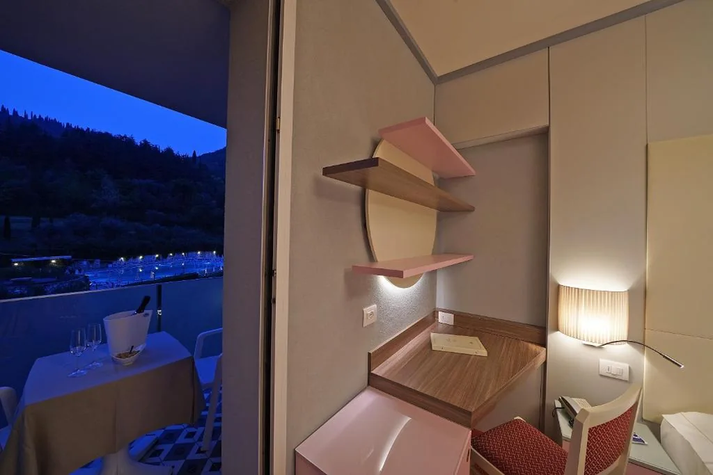 Hotel La Perla – Bike Hotel