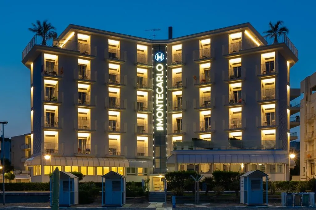 Hotel Montecarlo 3 Stelle Superior — foto 4