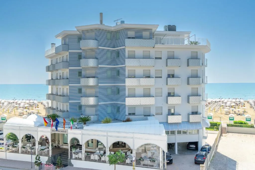 Hotel Montecarlo 3 Stelle Superior — foto 5