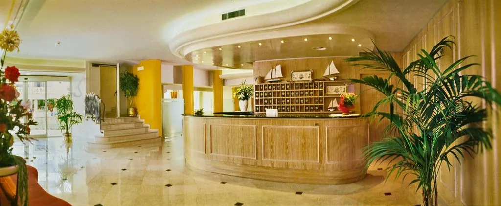 Hotel Montecarlo — foto 7