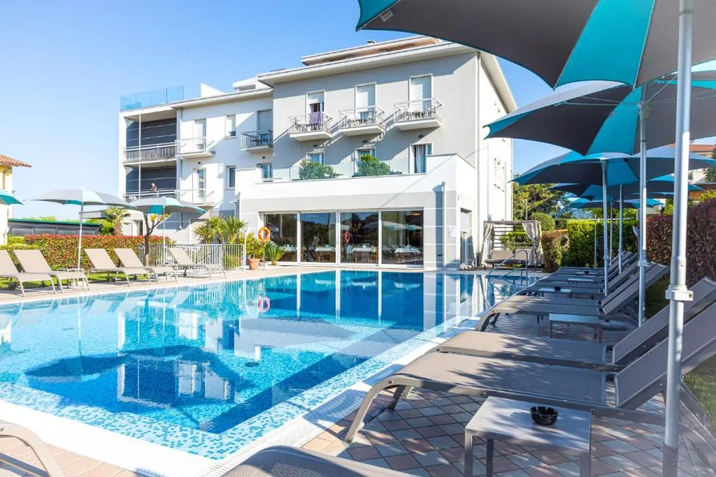 Hotel Paradiso