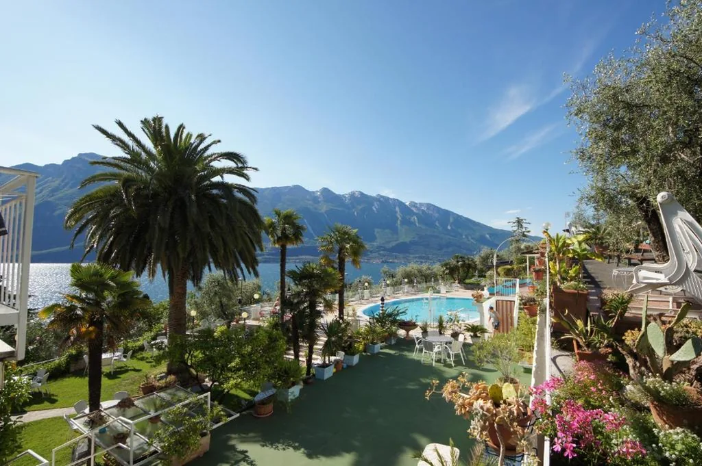 Hotel Riviera Panoramic Green Resort