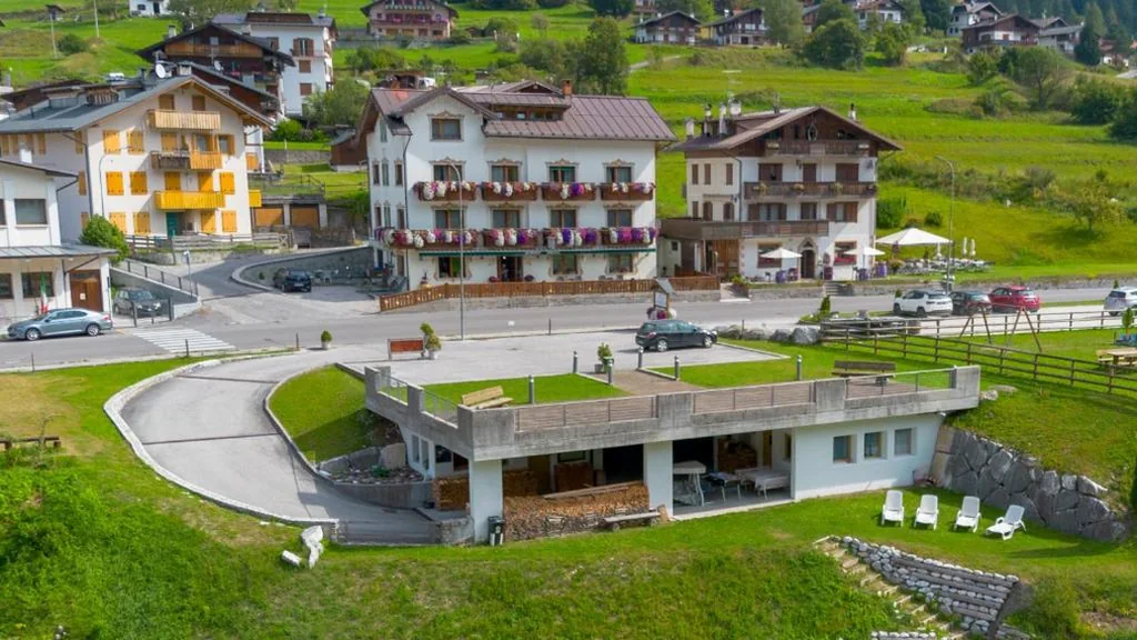 Hotel Serena – Tre Cime Views