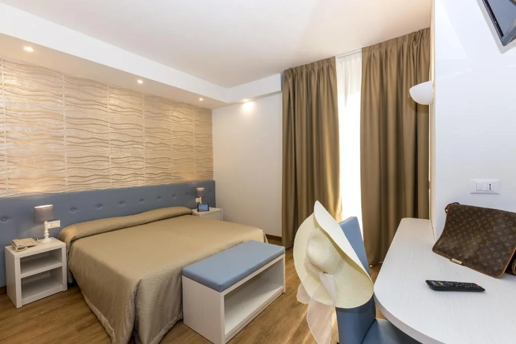 Hotel Touring — foto 4