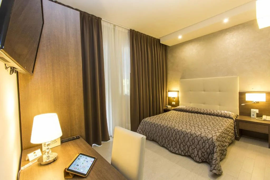Hotel Touring — foto 6