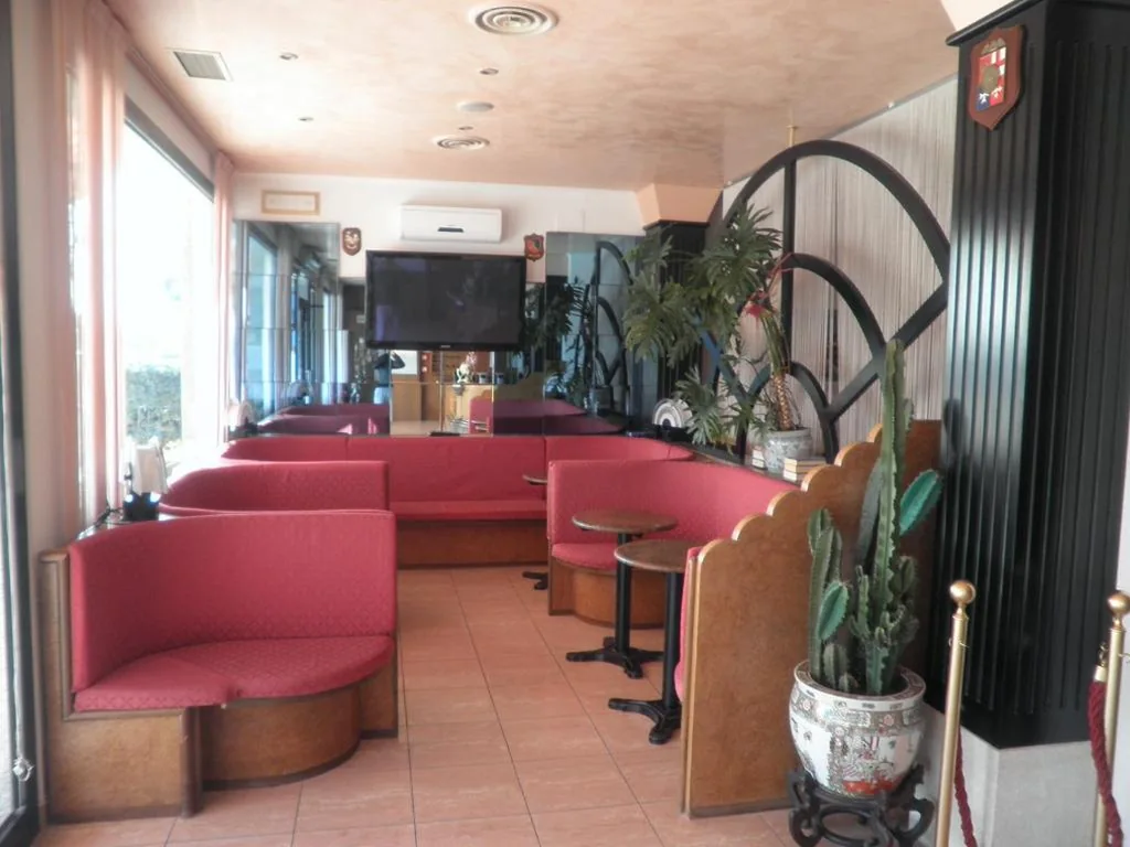 Hotel Touring — foto 3