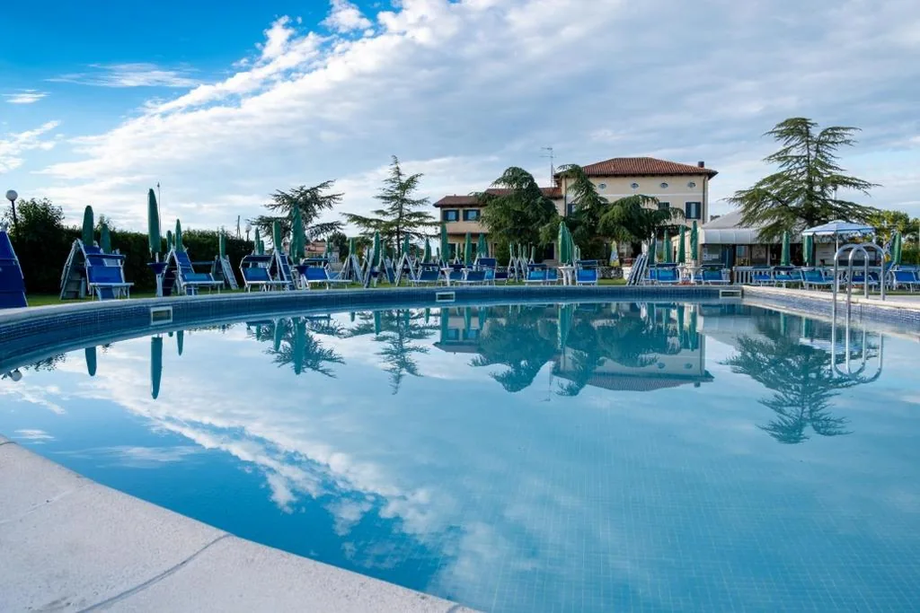 Hotel Villa Sara with pool and parking near Venice — foto 5