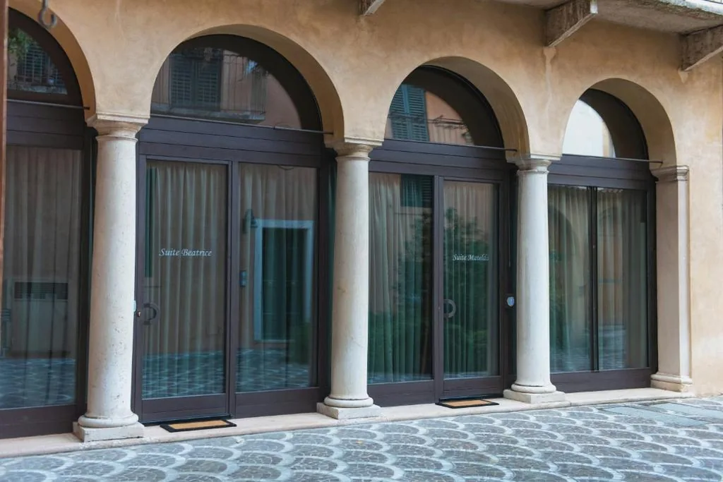Italianflat – Empireo Rooms – 200mt to Arena — foto 5