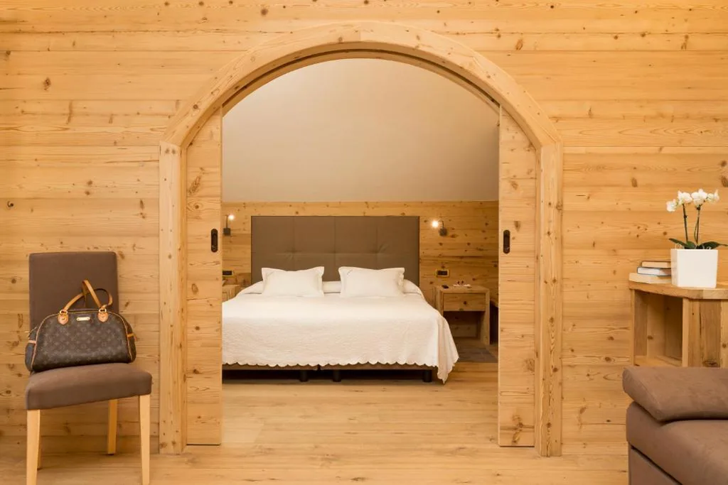 Junior Suite with Balcony — Sporthotel Arabba