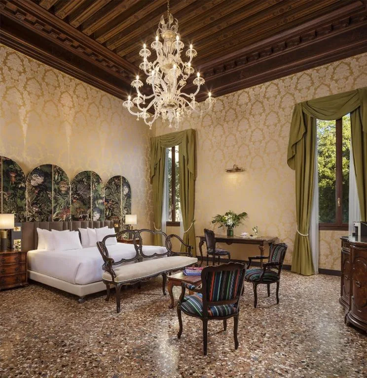 Junior Suite with Extra Bed (2 Adults + 1 Child) — NH Collection Grand Hotel Palazzo Dei Dogi