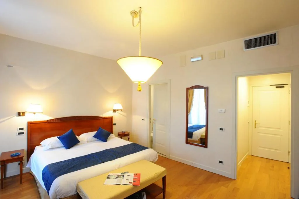Junior Suite with Terrace — Locanda del Ghetto