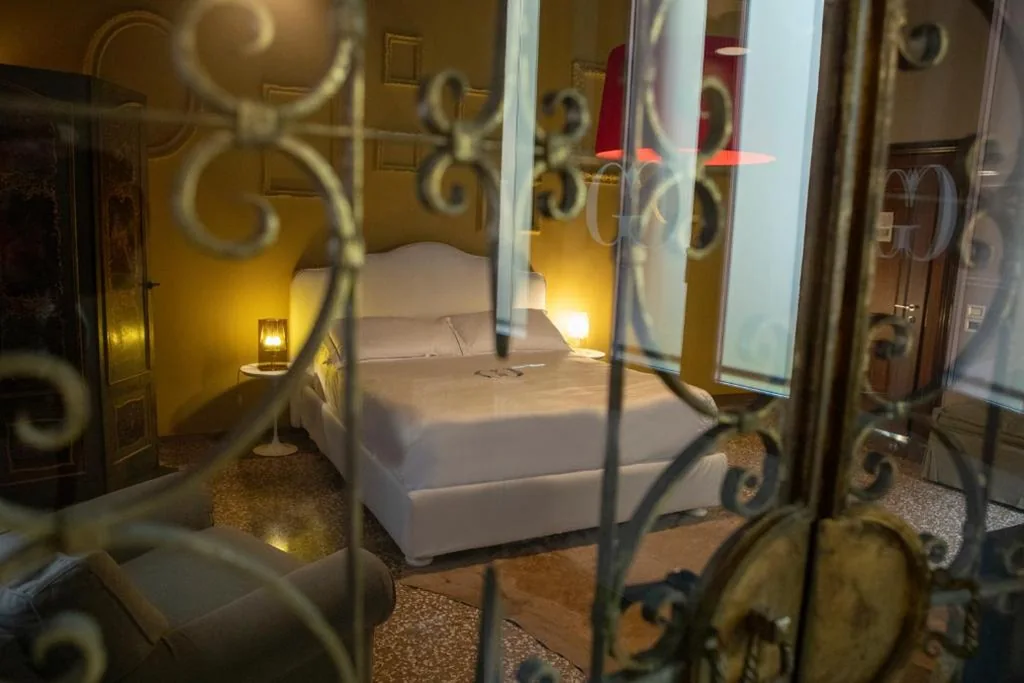 Junior Suite con Vista Canale — Corte Di Gabriela