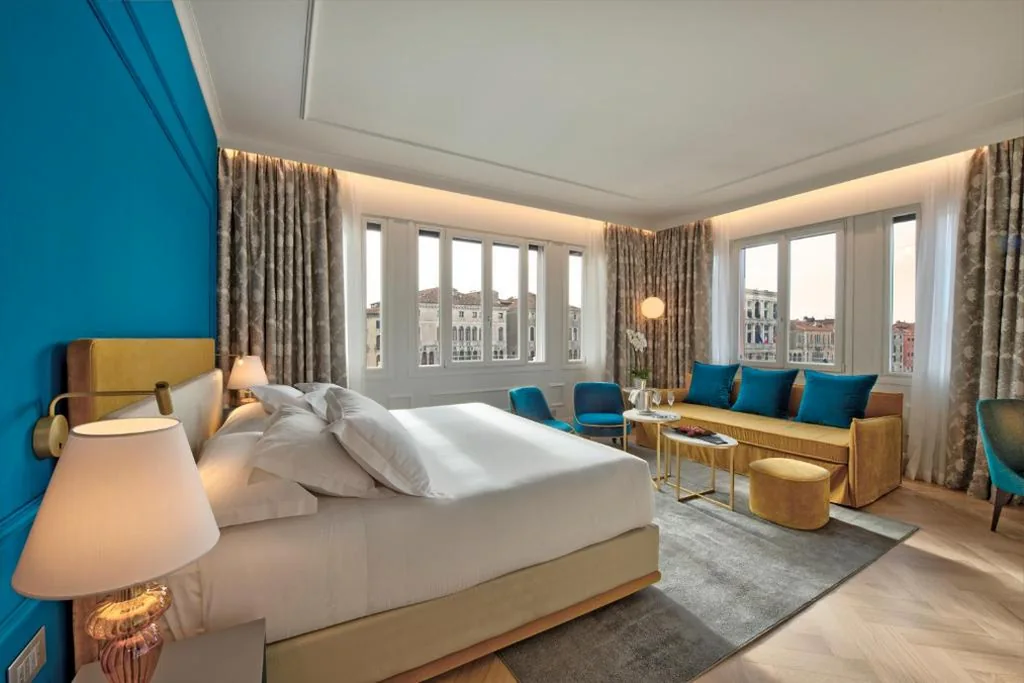 Junior Suite con Vista Canale — H10 Palazzo Canova