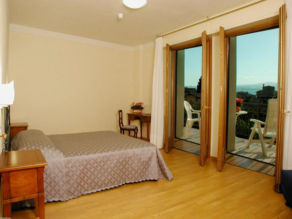 Junior Suite con Vista Giardino — Hotel Belvedere