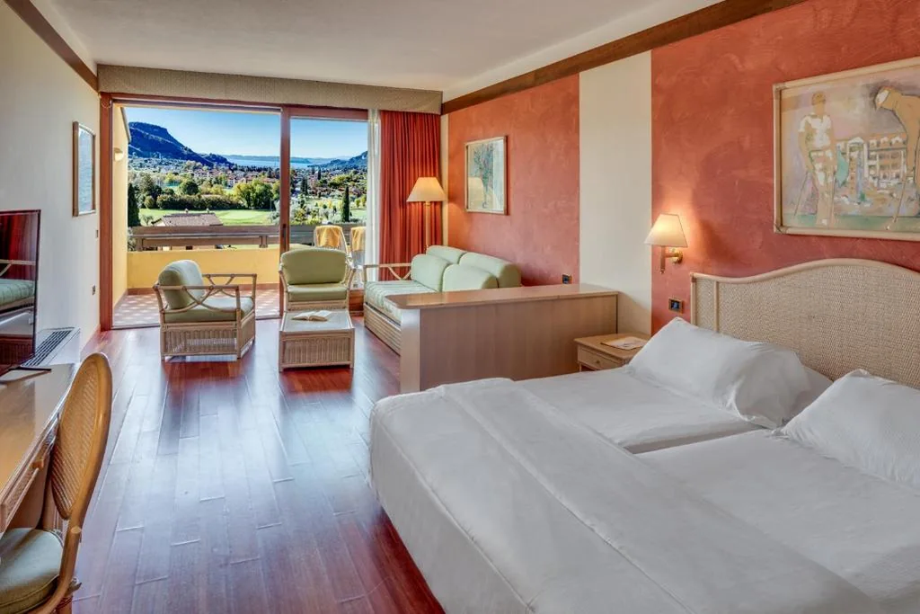 Junior Suite with Lake View - Annexe — Poiano Garda Resort Hotel