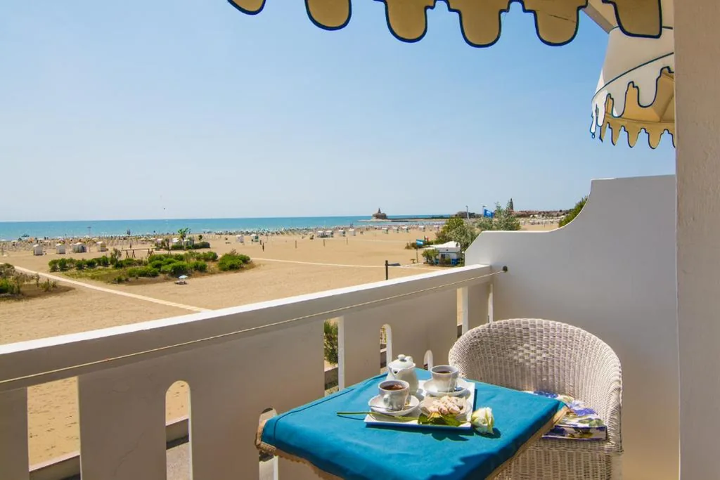 Junior Suite con Vista Mare Frontale — Hotel Doriana