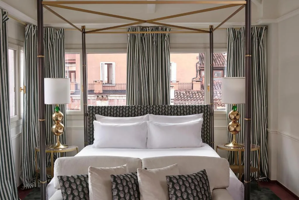Junior Suite Deluxe — Violino d’Oro Venezia