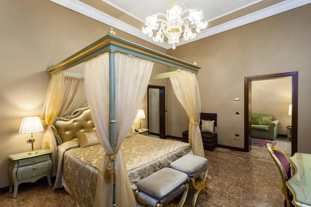 Junior Suite — Hotel Al Ponte Mocenigo
