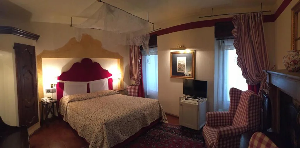Junior Suite — Hotel Gabbia D’Oro