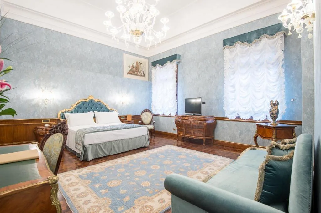 Junior Suite — Hotel Nani Mocenigo Palace