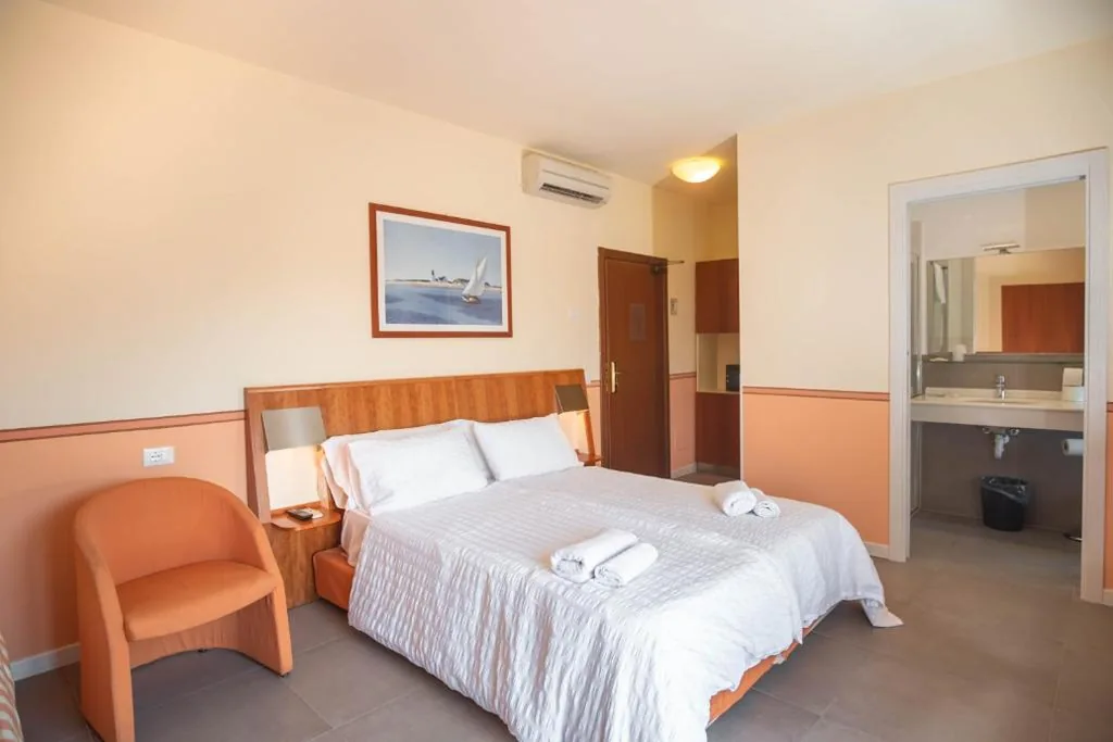 Junior Suite — Hotel Romeo