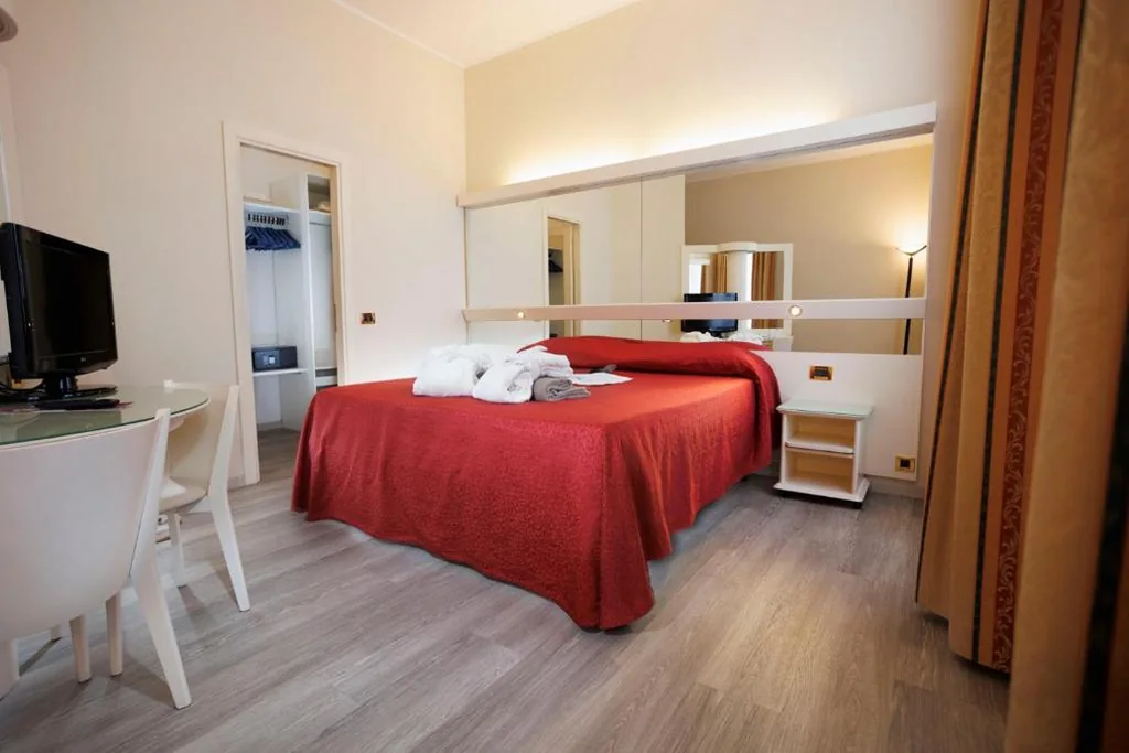 Junior Suite — Hotel Savoia Thermae & SPA