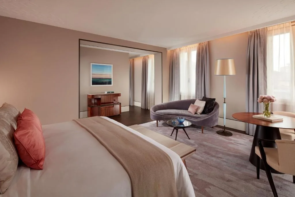 Junior Suite King Astor con Vista Città — The St. Regis Venice