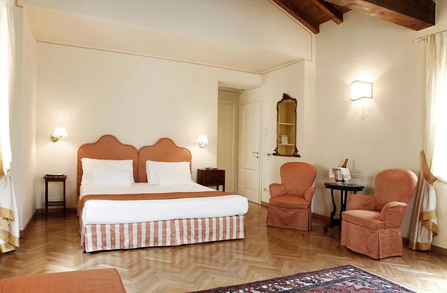 Junior Suite — La Vittoria Boutique Hotel