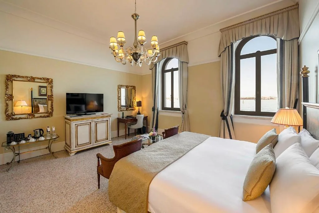 Junior Suite Navigante — San Clemente Palace Venice