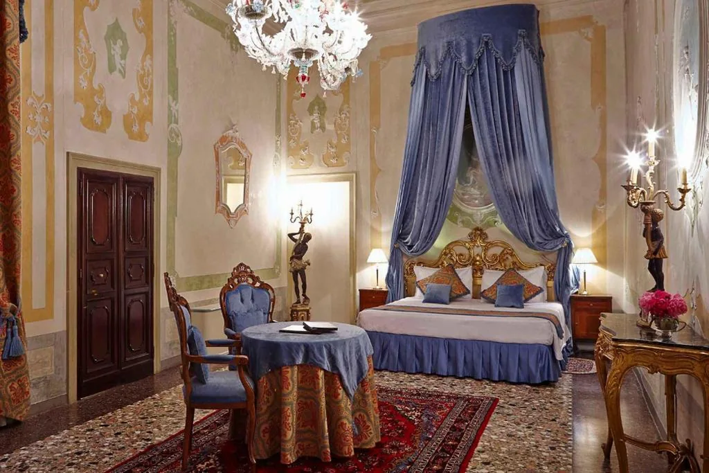 Junior Suite — Palazzo Paruta & Wellness Suites