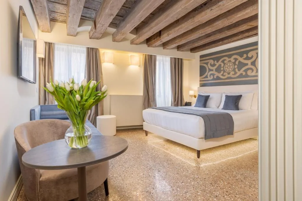 Junior Suite Paruta — Palazzo Keller