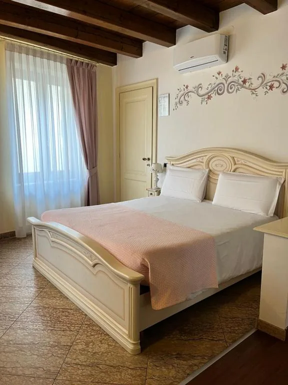 Junior Suite — Relais Ponte Pietra