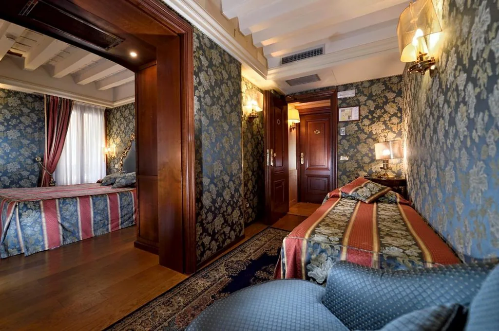 Junior Suite — Royal San Marco Hotel