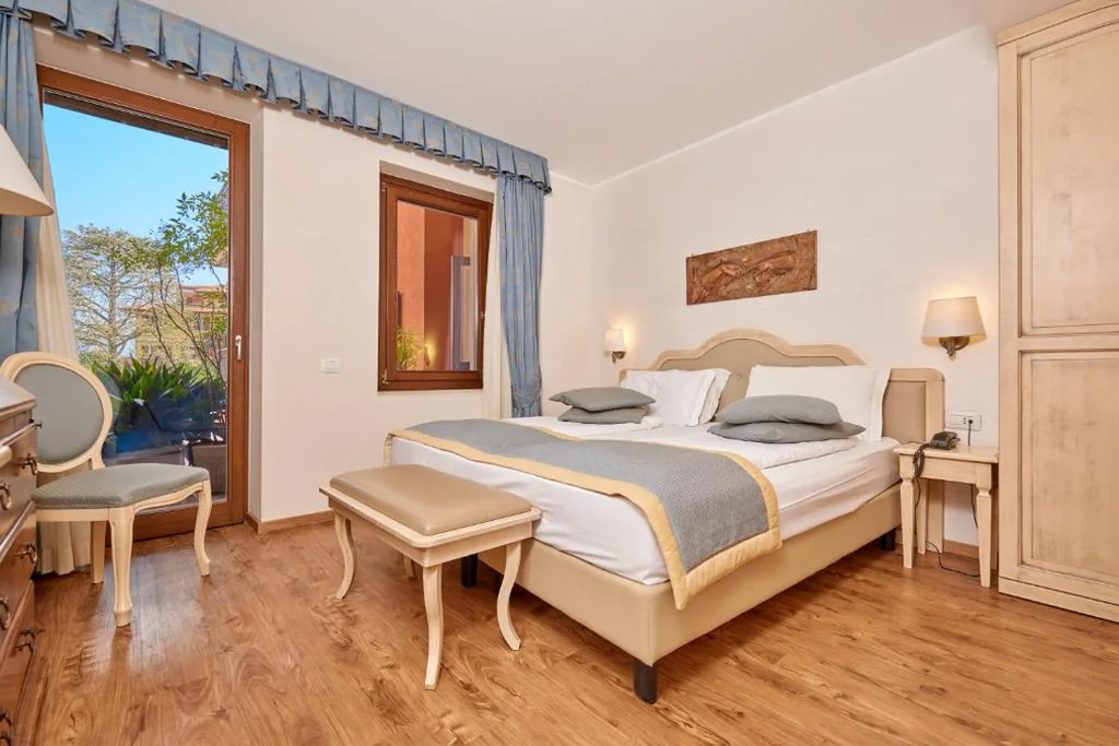 Junior Suite Superior — Lake Front Hotel Brenzone