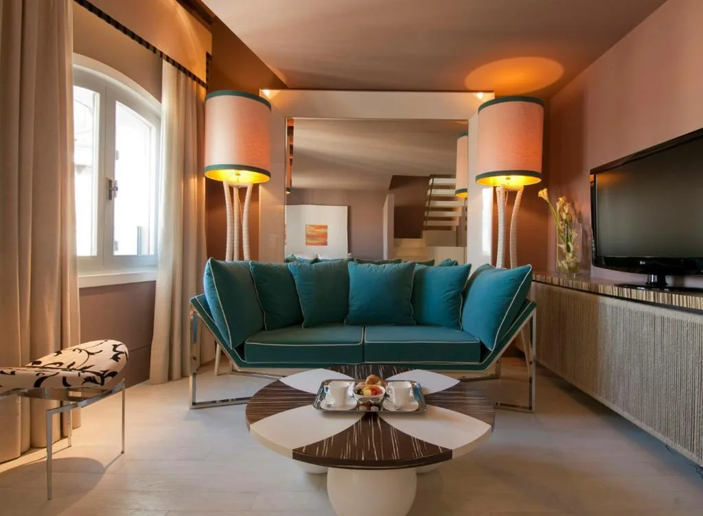 Superior Junior Suite — Sina Centurion Palace