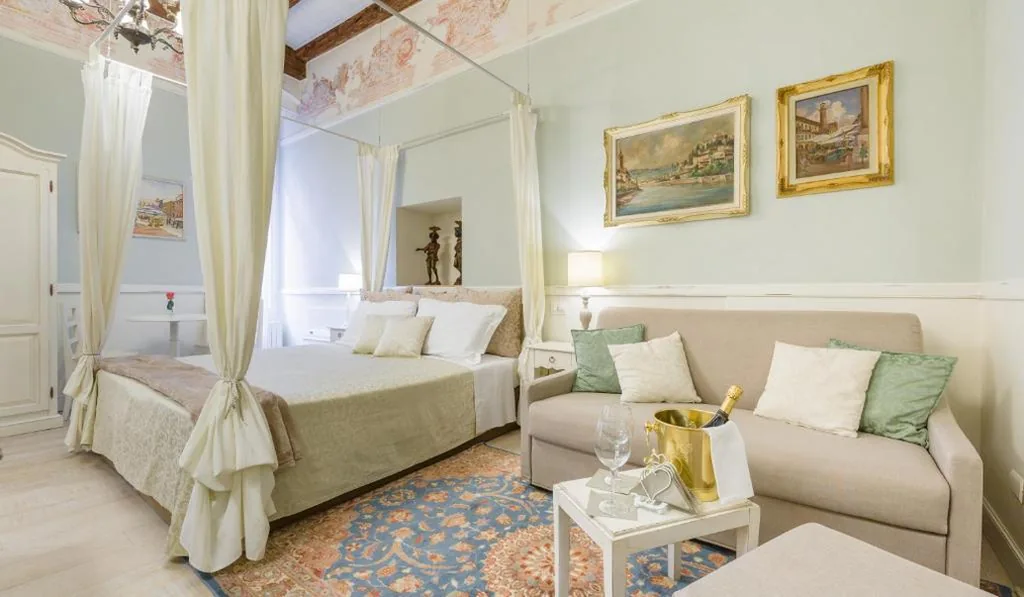 Junior Suite — Vecchia Verona Rooms & Apartments