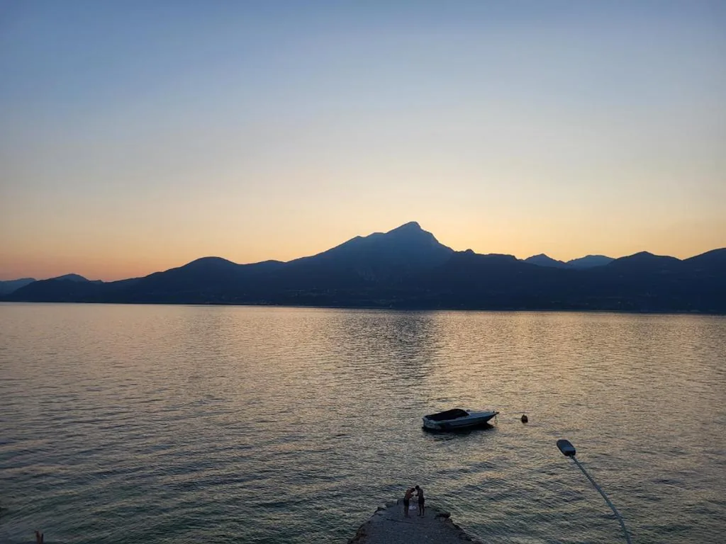 Junior Suite with Lake view and Balcony — Attilio High Living Suites – Adults Only