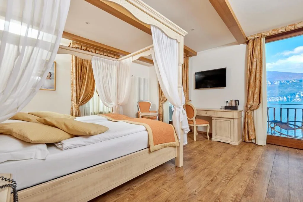 Lake Front Hotel Brenzone — foto 5