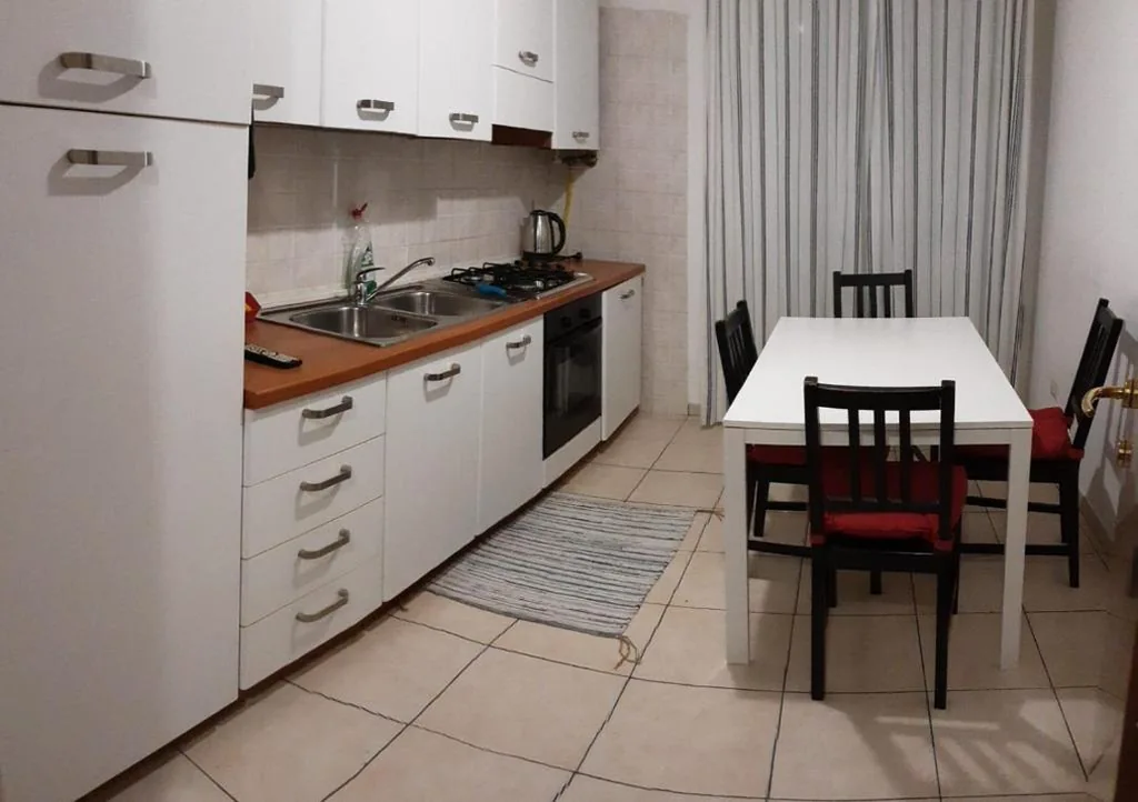 Locazione Menini – Camere zona stazione — foto 6