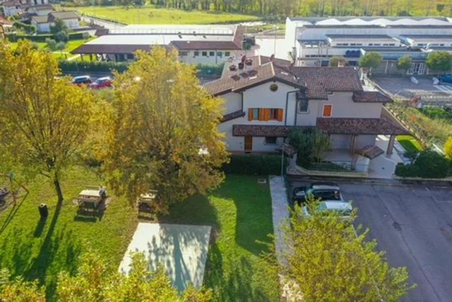 Lugana Home