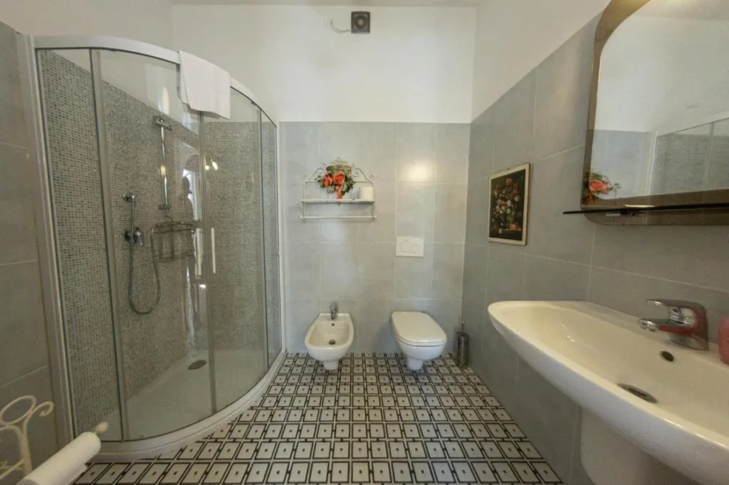 Madam Treviso — foto 3