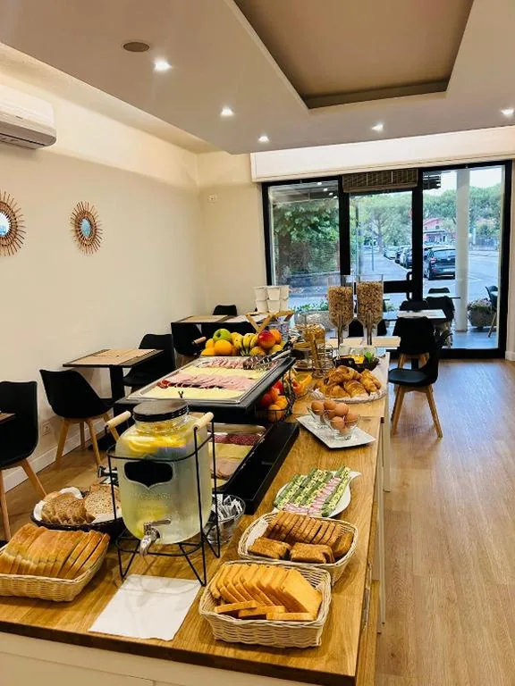MH Hotel Benaco — foto 3